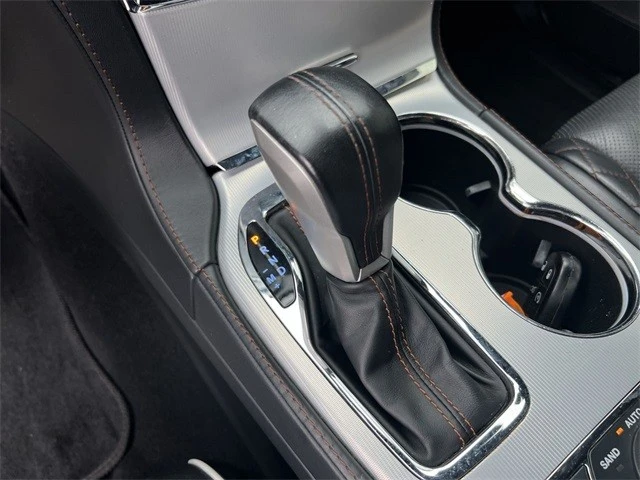 2019 Jeep KL Cherokee - Image 16 of 21