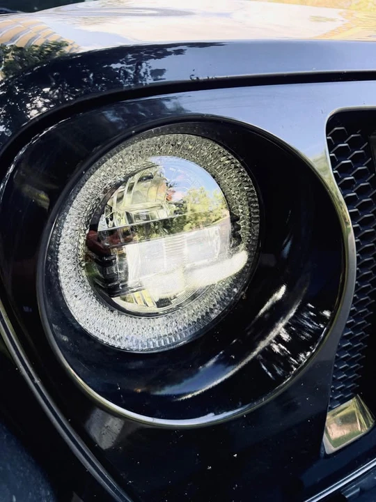 2019 Jeep JL Wrangler - Image 10 of 12