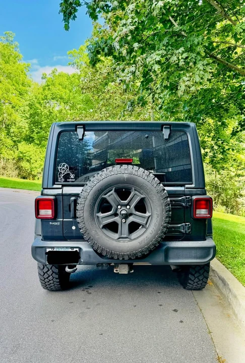 2019 Jeep JL Wrangler - Image 5 of 12