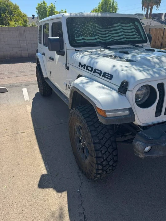 2019 Jeep JL Wrangler - Image 2 of 13