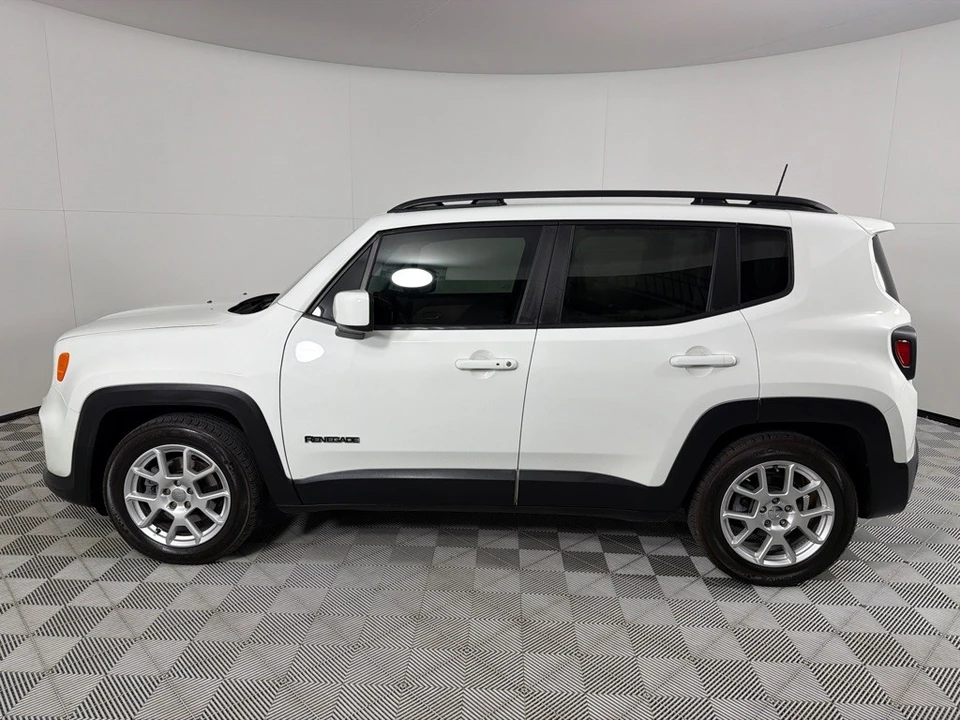 2019 Jeep Renegade - Image 8 of 21