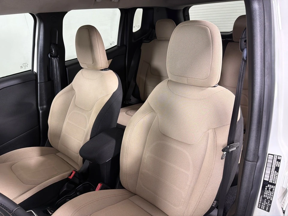 2019 Jeep Renegade - Image 13 of 21