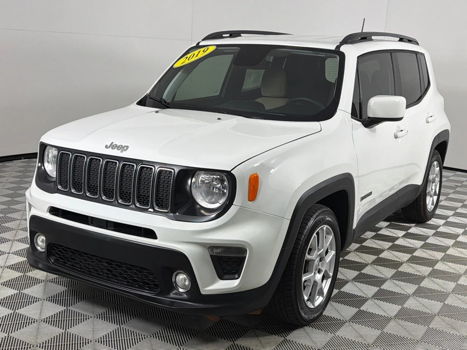 2019 Jeep Renegade - Image 10 of 21