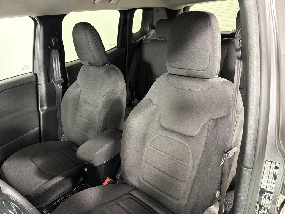 2019 Jeep Renegade - Image 12 of 21