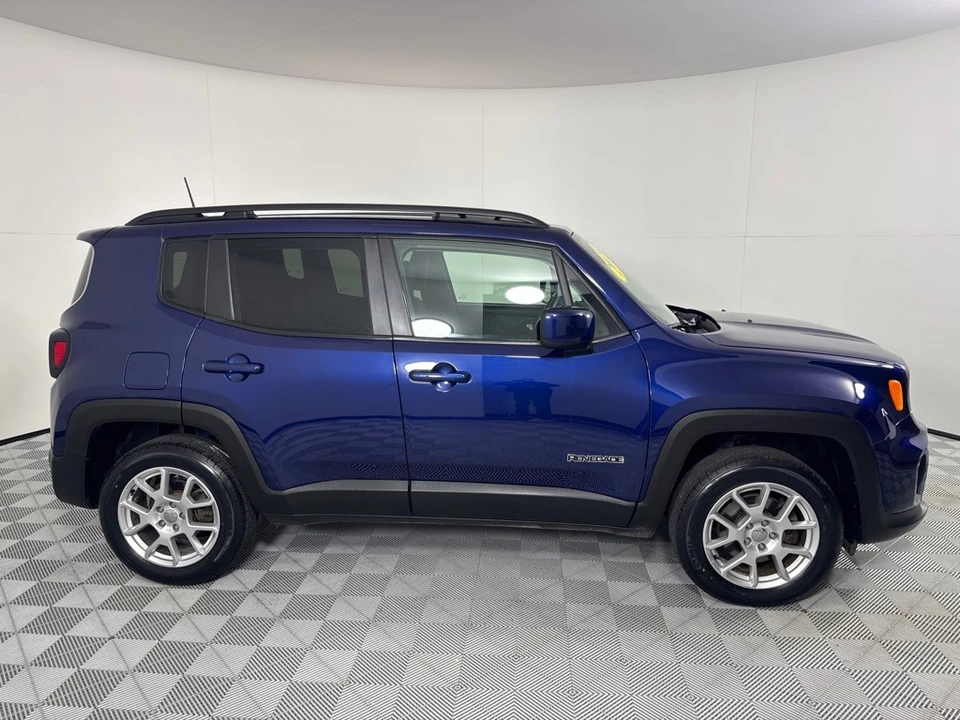 2019 Jeep Renegade - Image 4 of 21