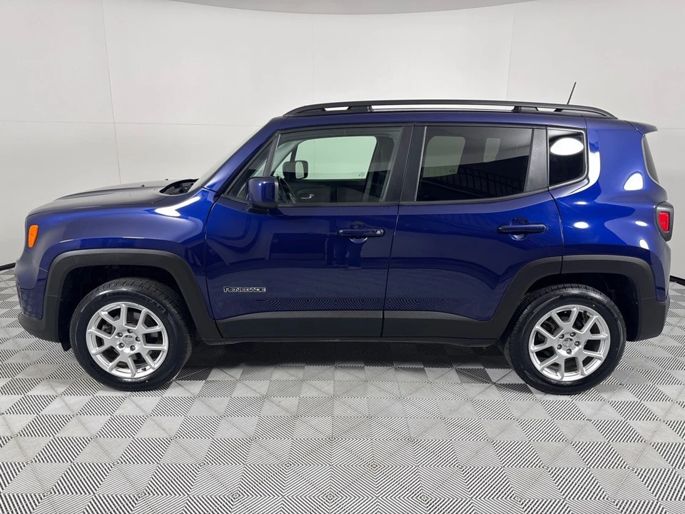 2019 Jeep Renegade - Image 8 of 21