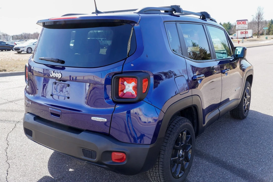 2019 Jeep Renegade - Image 3 of 21