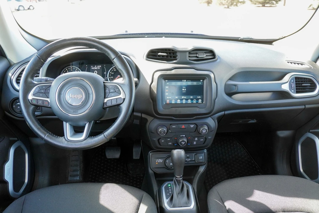 2019 Jeep Renegade - Image 14 of 21