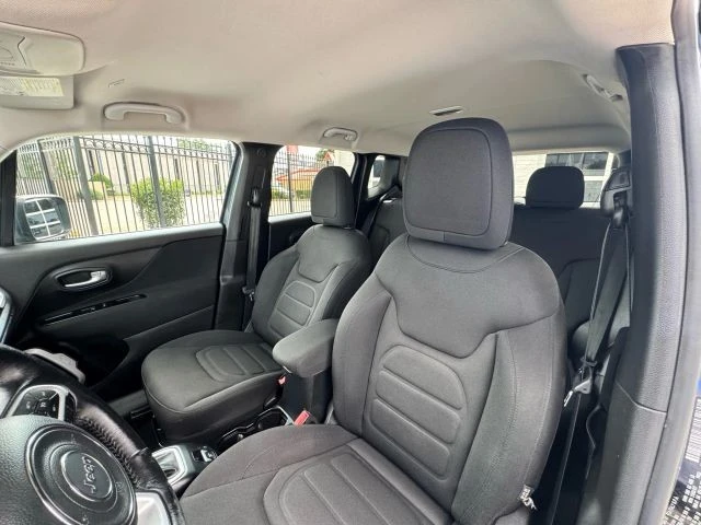 2019 Jeep Renegade - Image 9 of 21