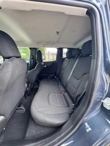 2019 Jeep Renegade - Image 15 of 21