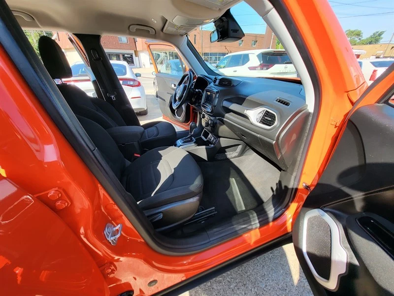 2019 Jeep Renegade - Image 13 of 15
