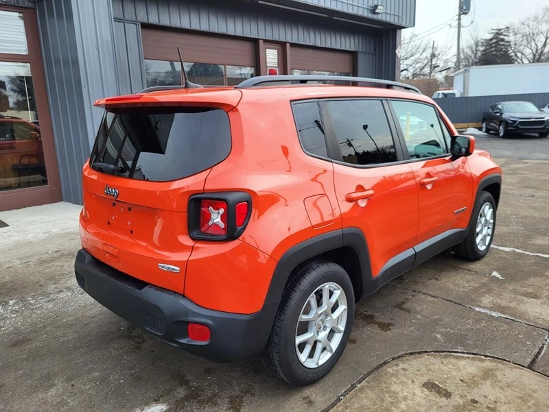 2019 Jeep Renegade - Image 7 of 15
