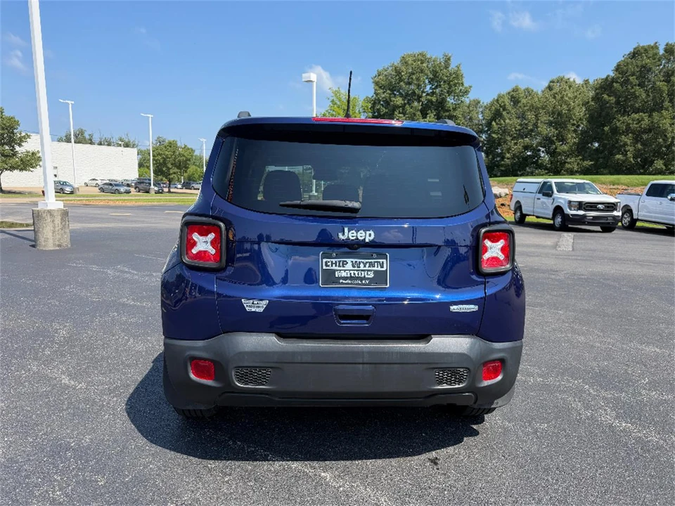 2019 Jeep Renegade - Image 6 of 31