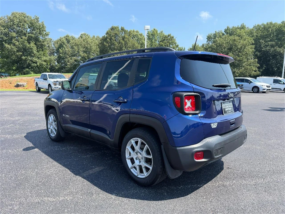 2019 Jeep Renegade - Image 5 of 31