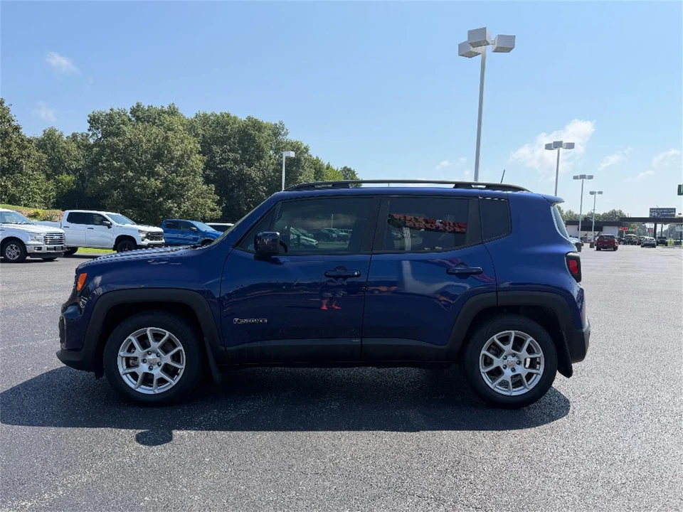 2019 Jeep Renegade - Image 4 of 31