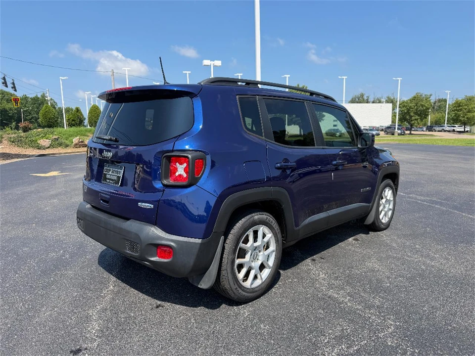 2019 Jeep Renegade - Image 7 of 31