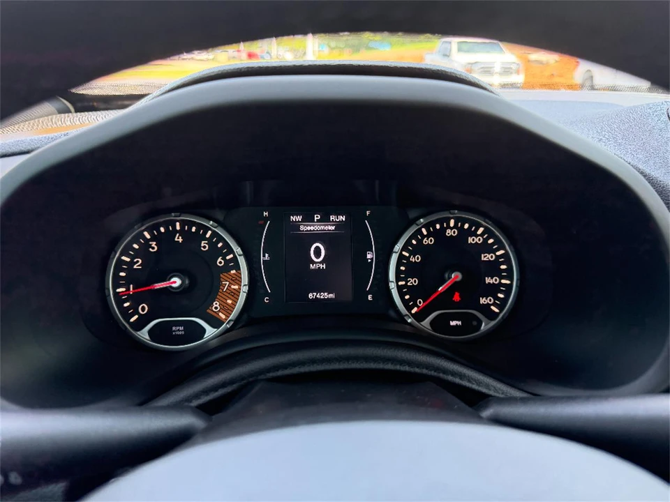 2019 Jeep Renegade - Image 30 of 31