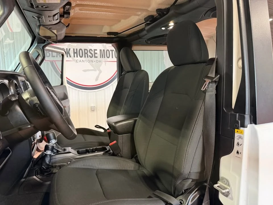 2019 Jeep JL Wrangler - Image 17 of 20
