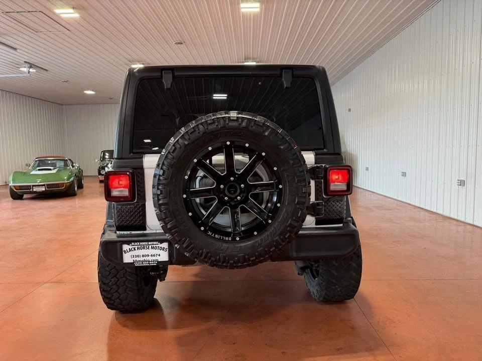 2019 Jeep JL Wrangler - Image 9 of 20