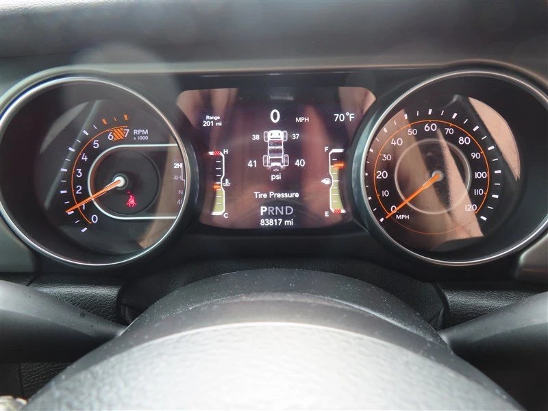 2019 Jeep JL Wrangler - Image 19 of 20