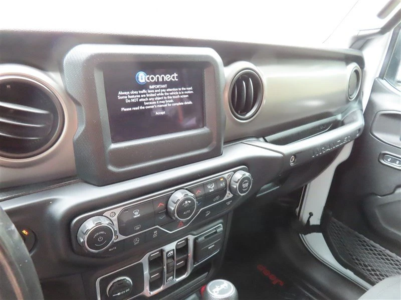 2019 Jeep JL Wrangler - Image 13 of 20