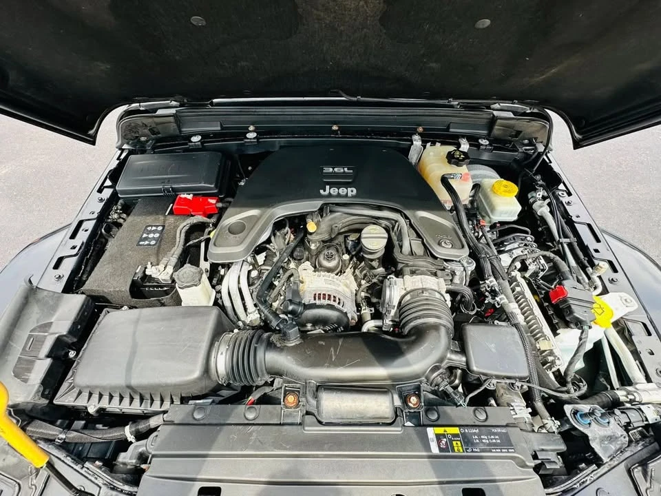 2019 Jeep JL Wrangler - Image 17 of 17