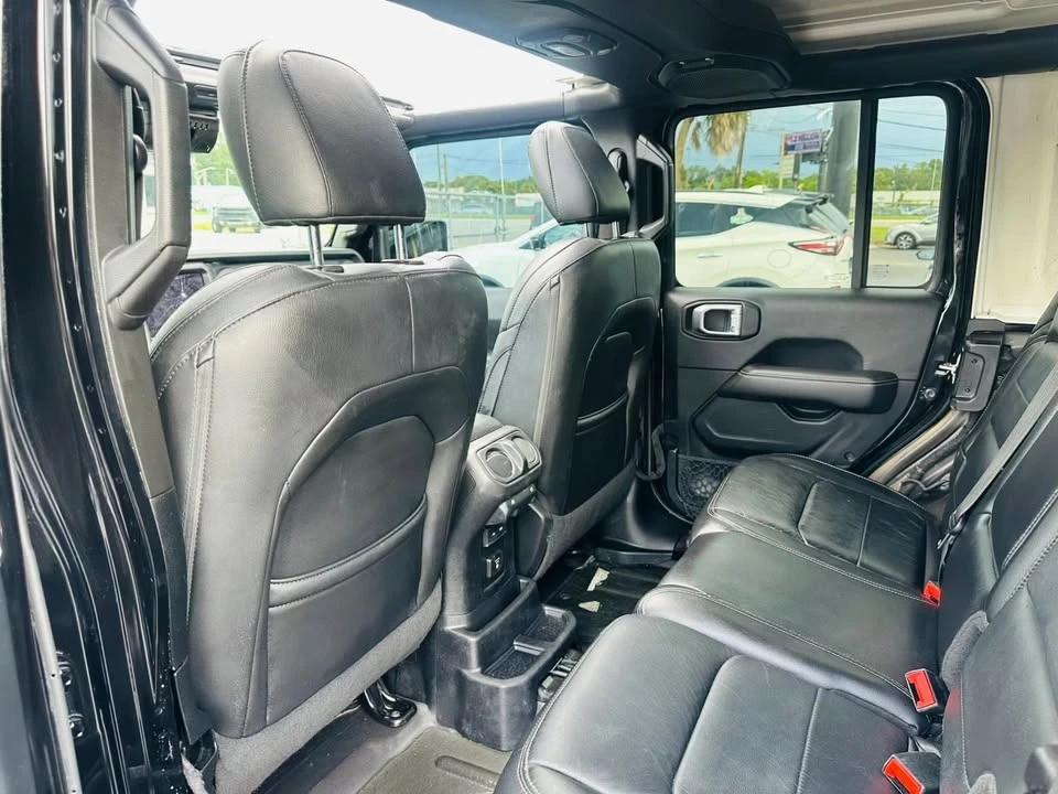 2019 Jeep JL Wrangler - Image 14 of 17