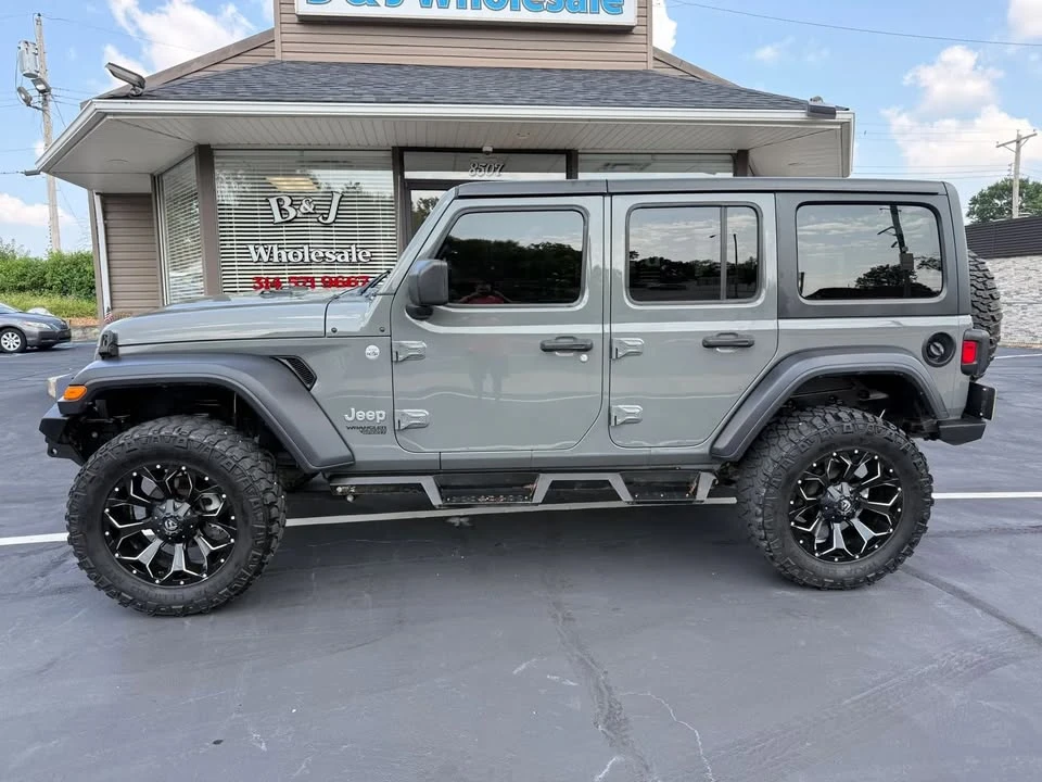 2019 Jeep JL Wrangler - Image 7 of 20