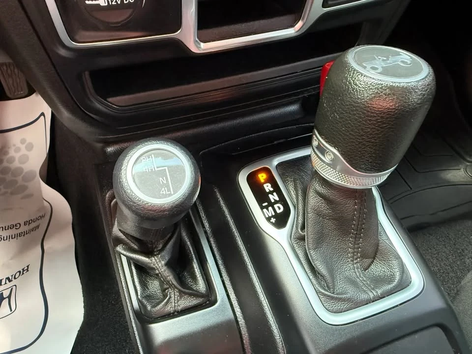 2019 Jeep JL Wrangler - Image 14 of 20