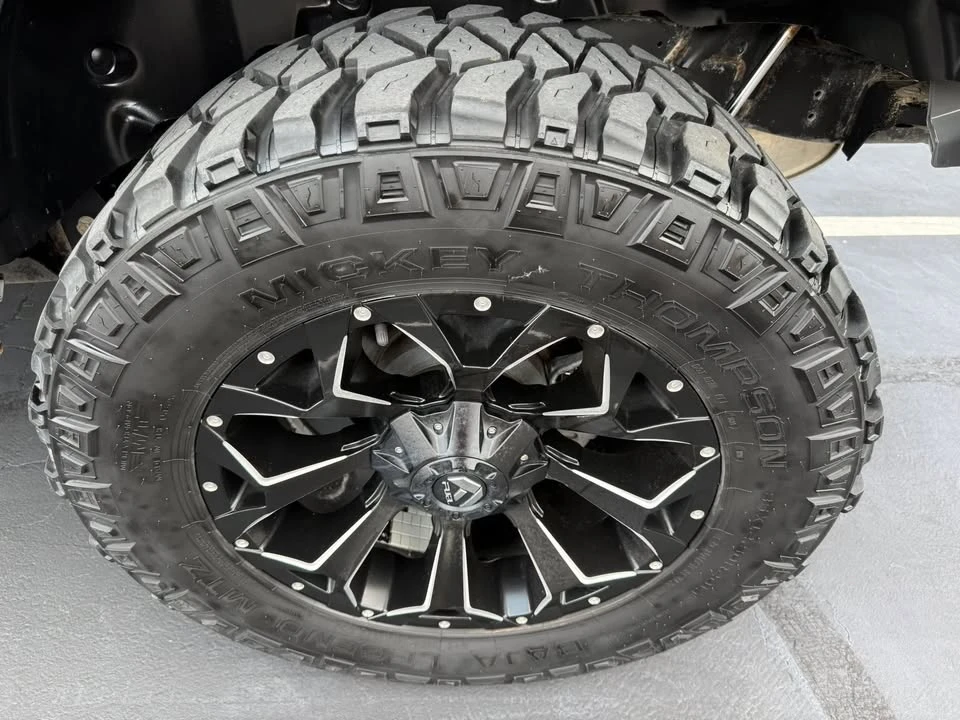 2019 Jeep JL Wrangler - Image 18 of 20