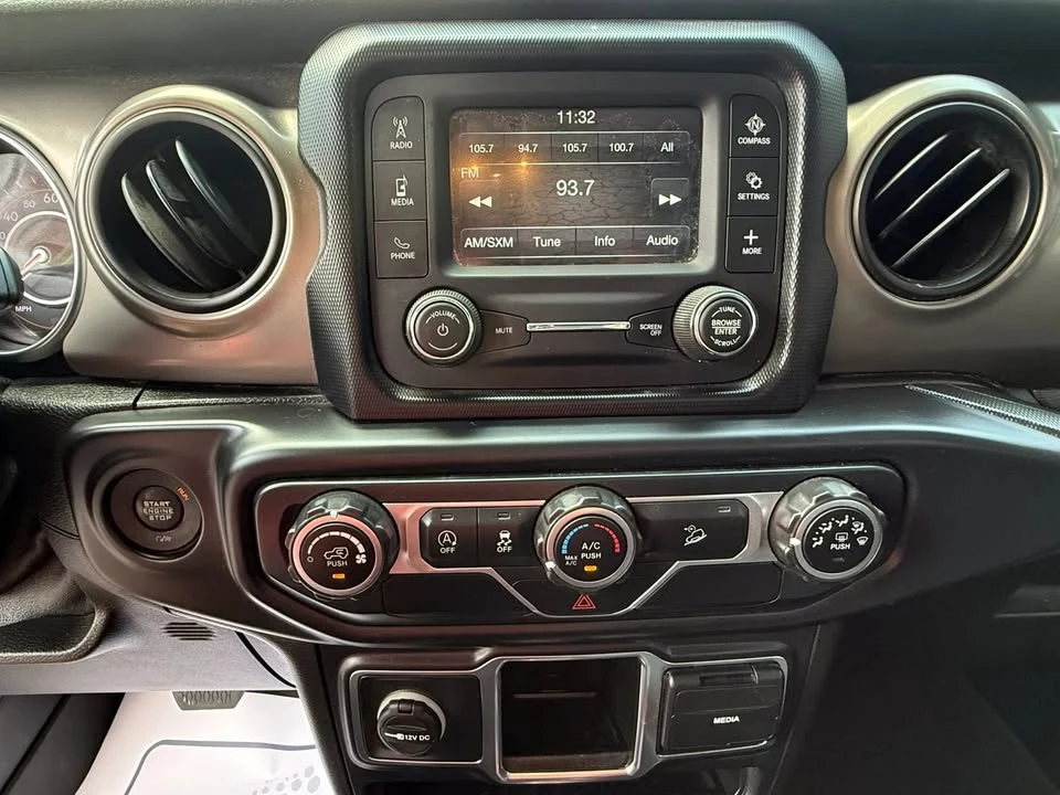 2019 Jeep JL Wrangler - Image 12 of 20