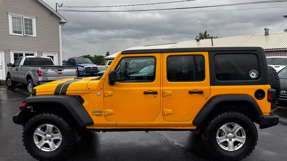 2019 Jeep JL Wrangler - Image 8 of 19