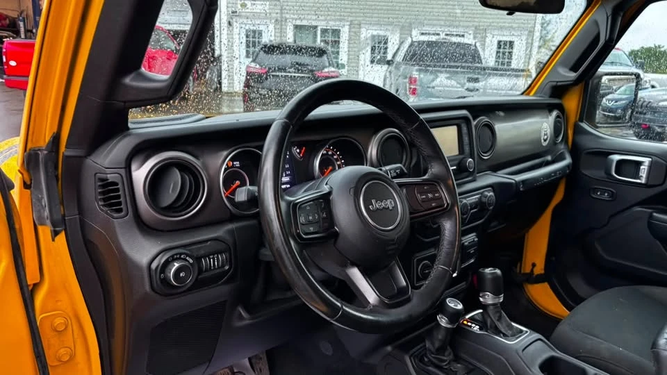 2019 Jeep JL Wrangler - Image 11 of 19