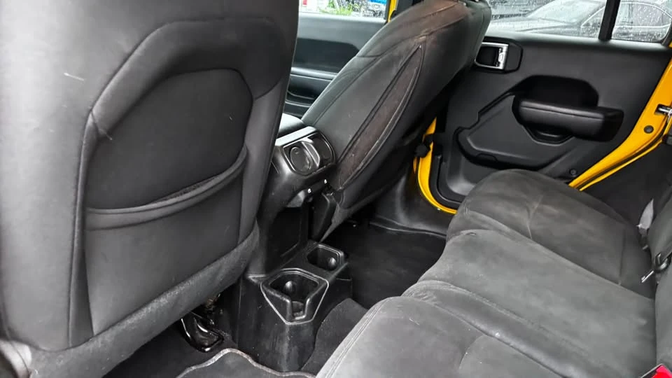 2019 Jeep JL Wrangler - Image 17 of 19