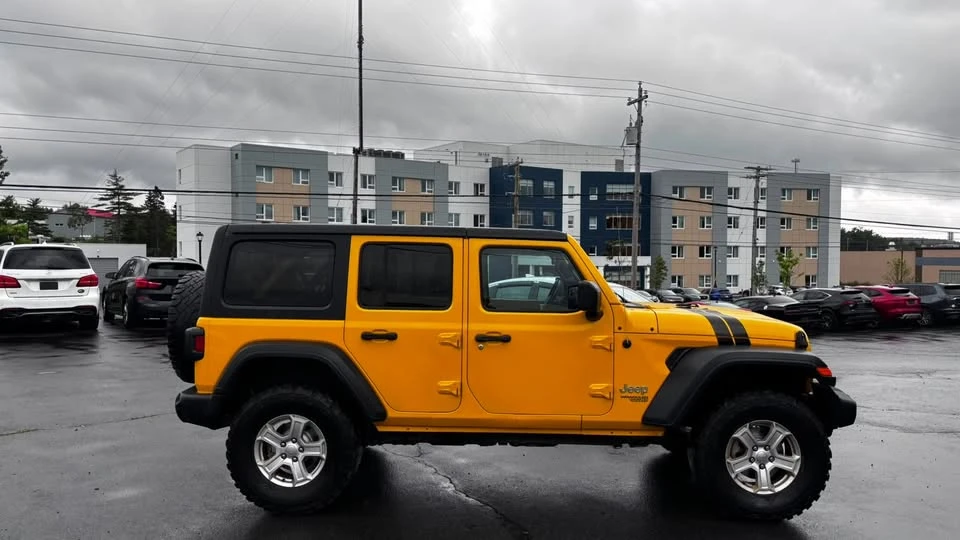 2019 Jeep JL Wrangler - Image 4 of 19