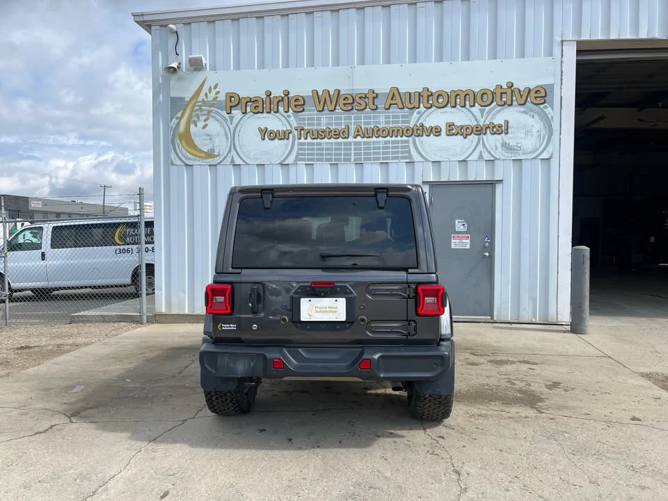2019 Jeep JL Wrangler - Image 6 of 20