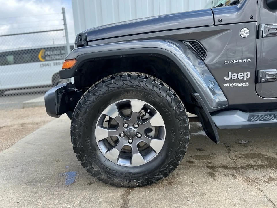 2019 Jeep JL Wrangler - Image 9 of 20