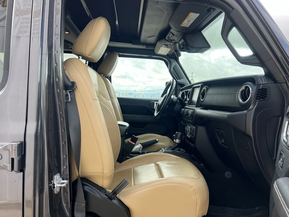 2019 Jeep JL Wrangler - Image 18 of 20