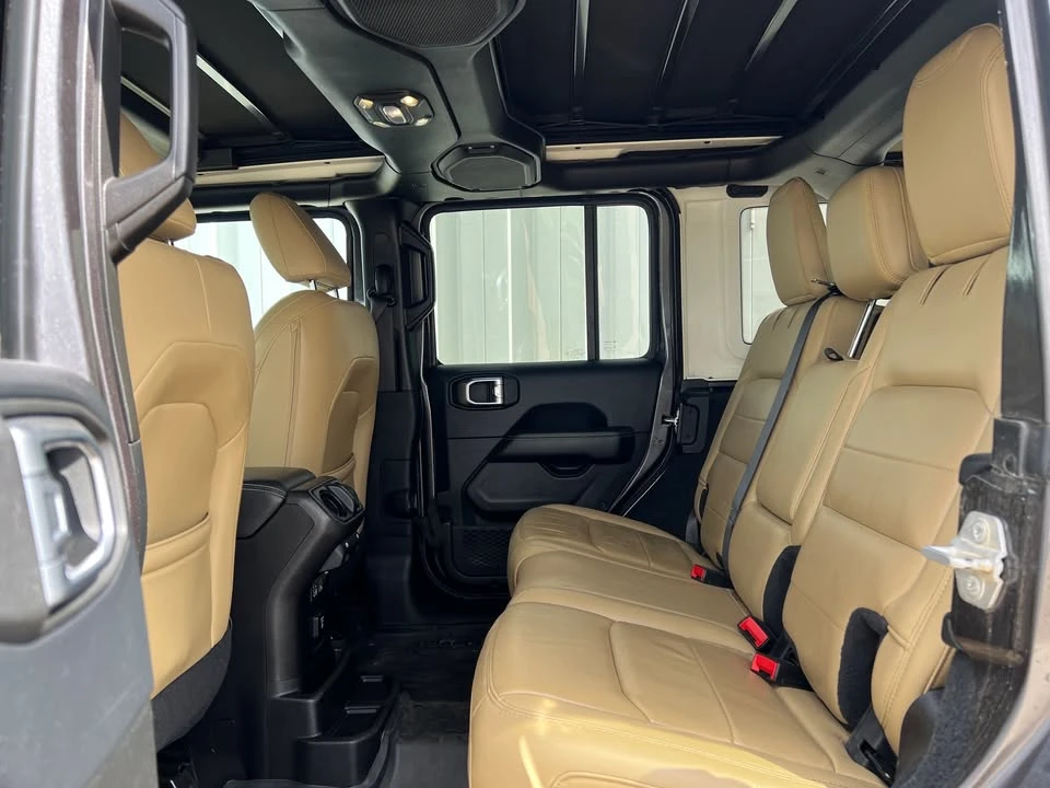2019 Jeep JL Wrangler - Image 17 of 20