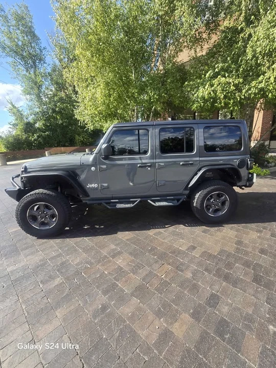 2019 Jeep Wagoneer - Image 12 of 17