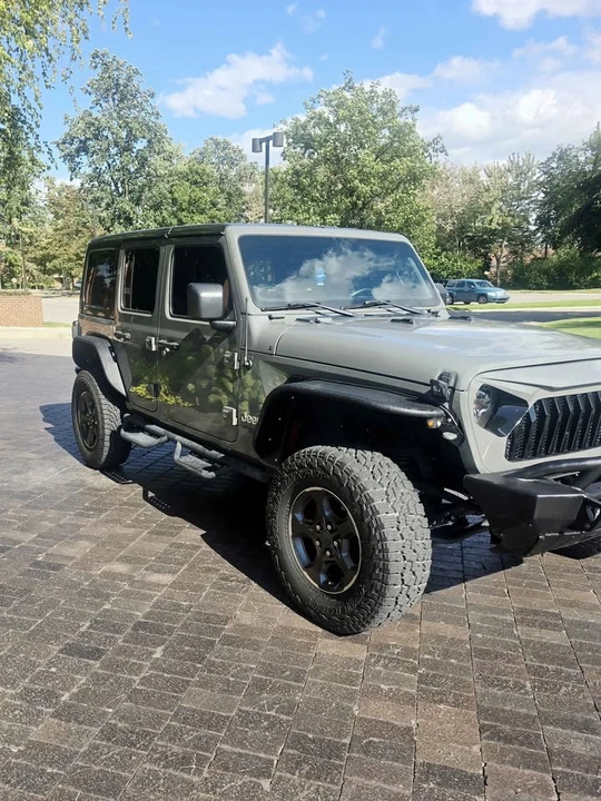 2019 Jeep Wagoneer - Image 3 of 17