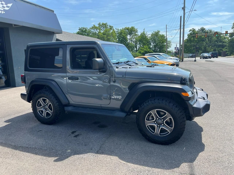 2019 Jeep JL Wrangler - Image 10 of 31