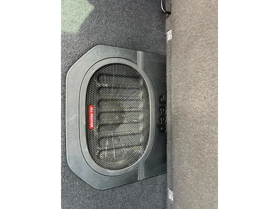2019 Jeep JL Wrangler - Image 28 of 31