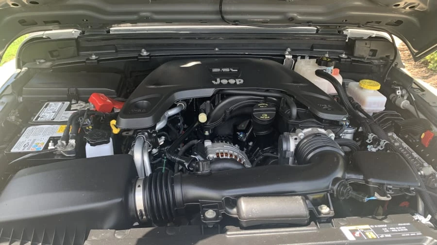 2019 Jeep JL Wrangler - Image 4 of 7