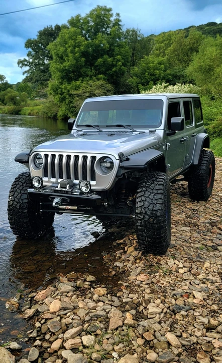 2019 Jeep JL Wrangler - Image 7 of 17