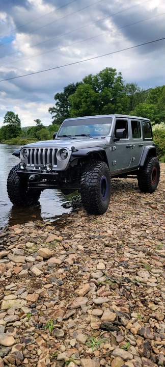 2019 Jeep JL Wrangler - Image 9 of 17
