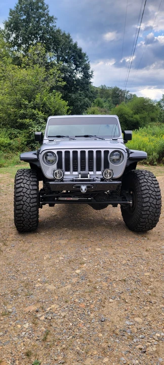 2019 Jeep JL Wrangler - Image 4 of 17