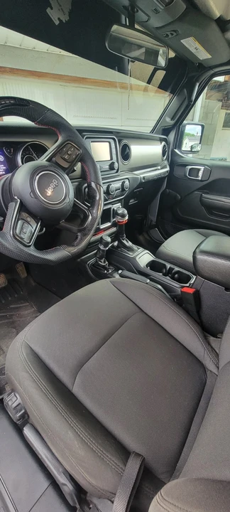 2019 Jeep JL Wrangler - Image 10 of 17
