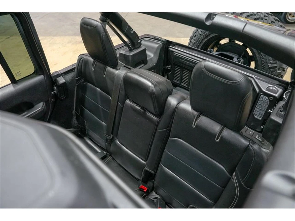 2019 Jeep JL Wrangler - Image 21 of 31