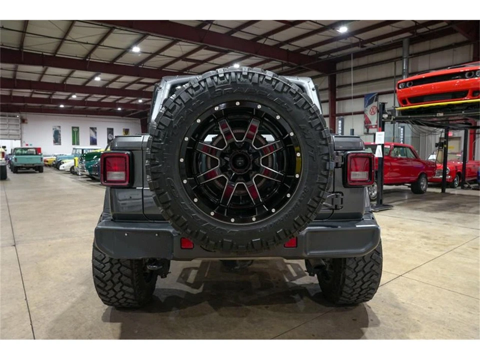 2019 Jeep JL Wrangler - Image 7 of 31